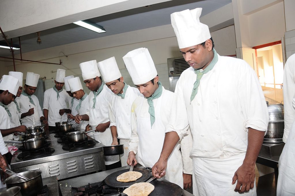 institute-of-hotel-management-and-catering-technology-food-production-lab